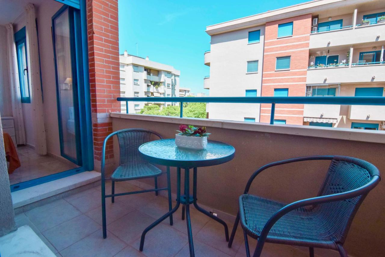 LetMalaga Huelin beach Exterior foto